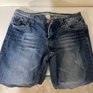 Refuge 11L Slightly Flared Jeans - like NEW